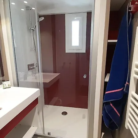 Kamp alanı La Pinatelle Saint-Auban (Alpes-Maritimes)