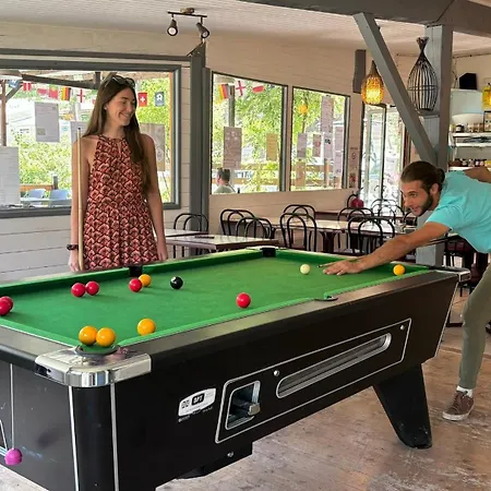 Kamp alanı La Pinatelle