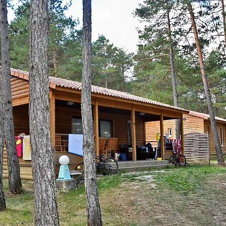 La Pinatelle 2*