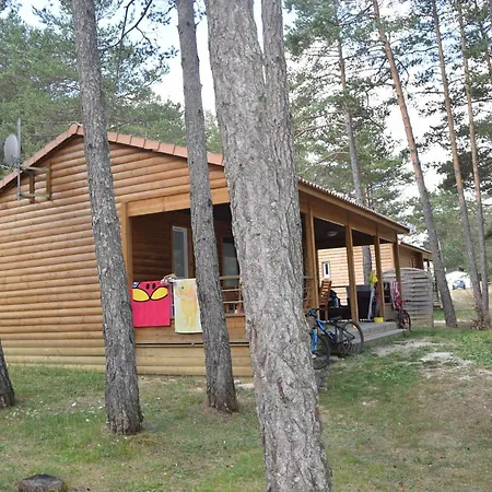Kamp alanı La Pinatelle 2*