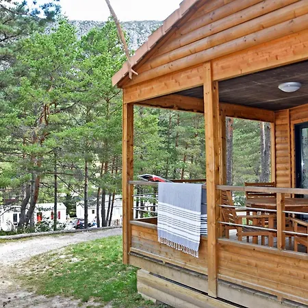 Campsite La Pinatelle Saint-Auban (Alpes-Maritimes)
